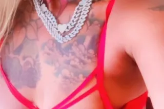 DARE TO🐝 HUNTTED - Image 1