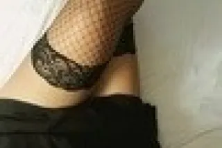 Milf Caliente - Image 2