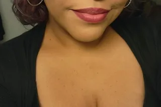 Milf Caliente - Image 3