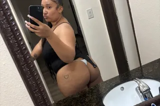 Boricuaa🇵🇷 BIG BOOTY BANDIT 🍑💦 🍯✨.😉 ⭐ INCALLS and OUTCALLS ⭐ - Image 8